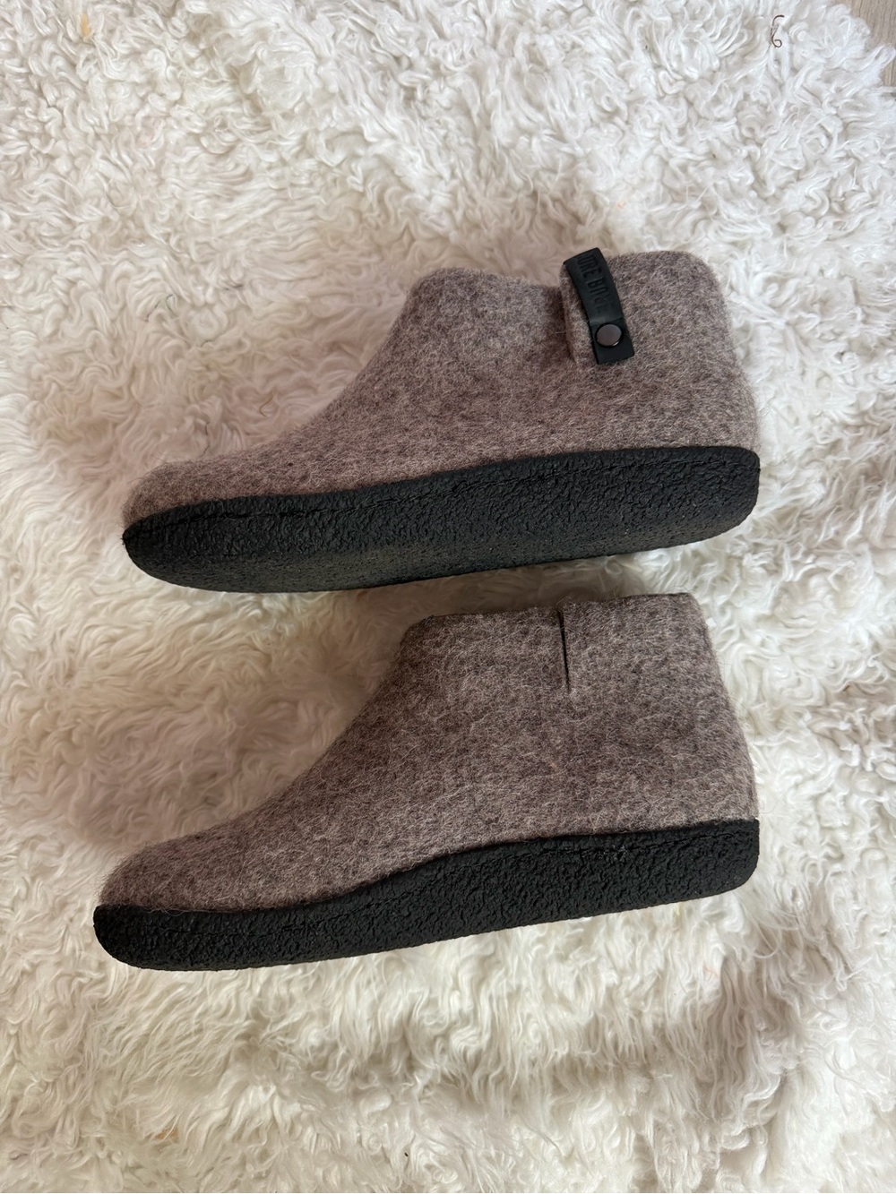 BureBure WooBoots Wool Felt Ankle Slipper Boots in Heather Gray Black Sole 8